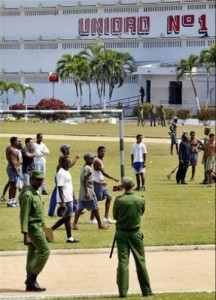 Prisión del Combinado del este. La Habana. por Pr. C. Adame