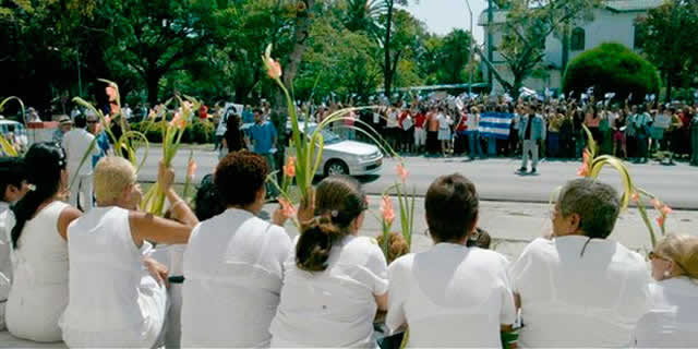 Activistas cubanos hablan de la falta de libertades básicas, 10 años después de la ola de represión