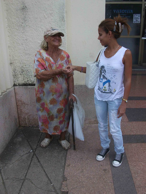 gloria-una-mendigo-en-el-boulard-de-obispo